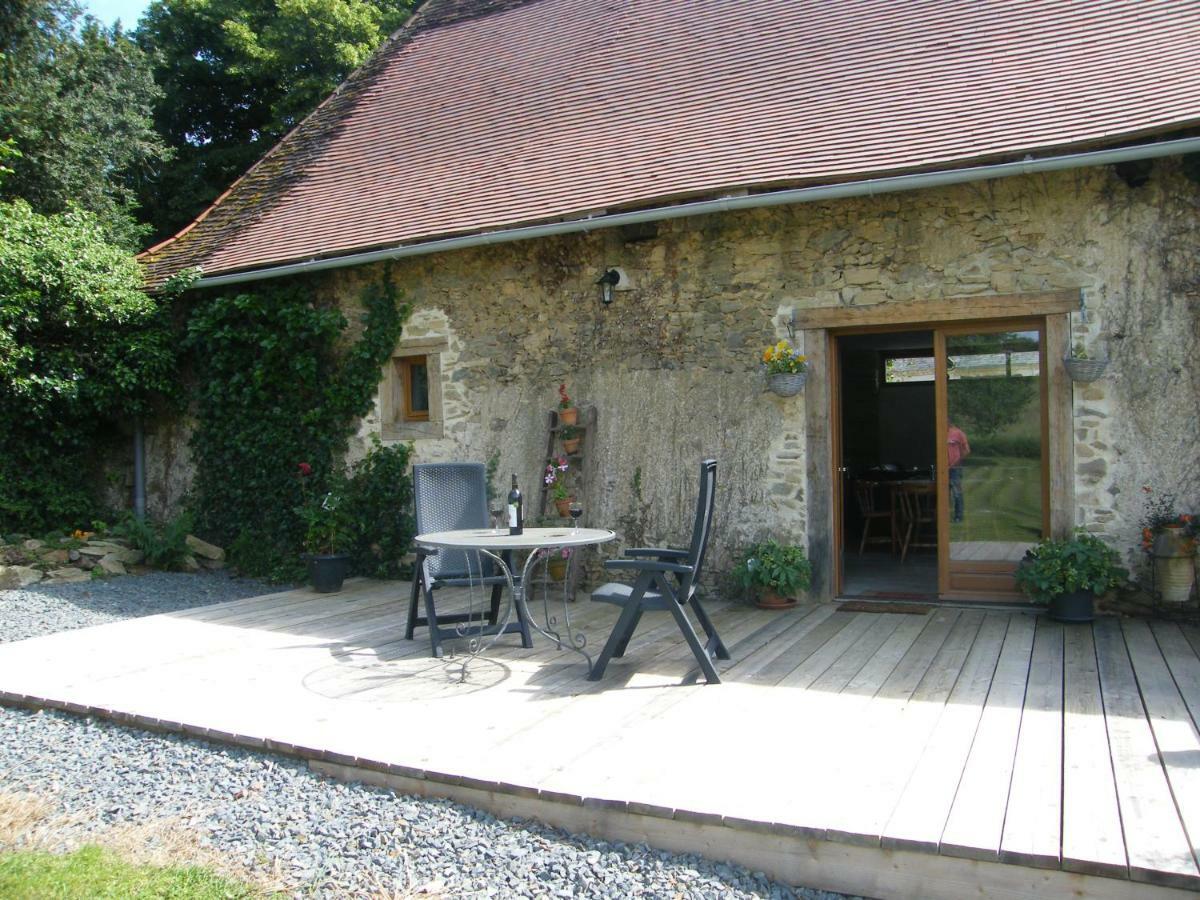 Pear Tree Gite Genis Exterior photo